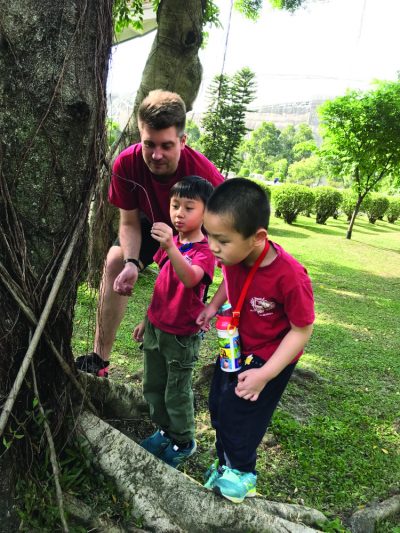 艾力美語主題式課程