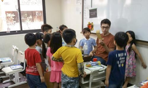 艾力美語小學部 (23)-1000