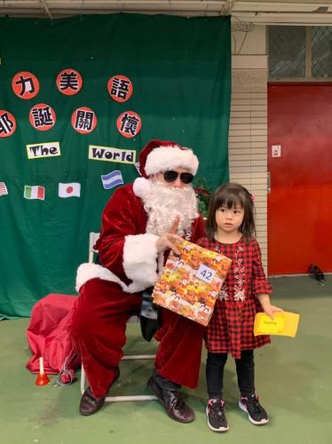 20181215艾力美語小學部交換禮物 181217 0021