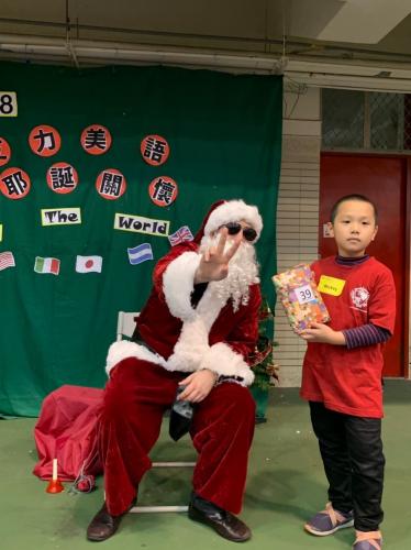 20181215艾力美語小學部交換禮物 181217 0037