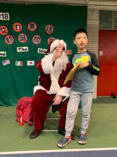 20181215艾力美語小學部交換禮物 181217 0042