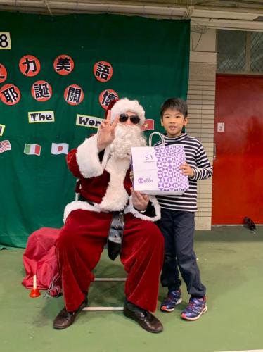 20181215艾力美語小學部交換禮物 181217 0051
