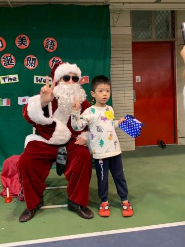 20181215艾力美語小學部交換禮物 181217 0056