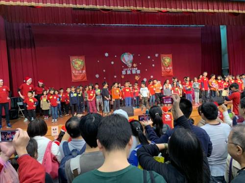 20181215艾力美語小學部交換禮物 181217 0083