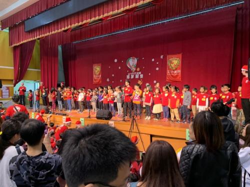 20181215艾力美語小學部交換禮物 181217 0084