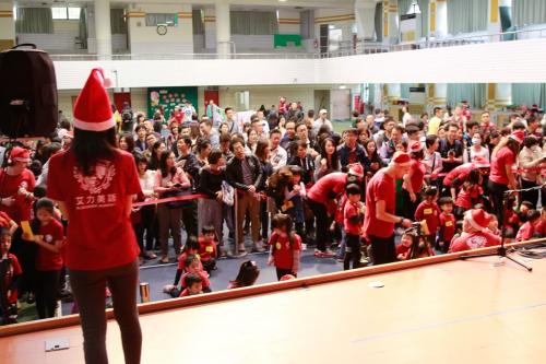 艾力美語耶誕關懷 (183)