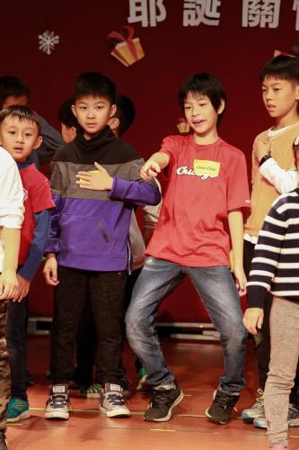 艾力美語耶誕關懷 (185)