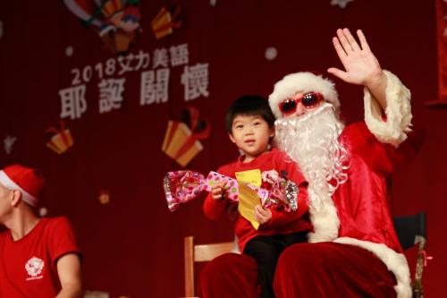 艾力美語耶誕關懷 (211)