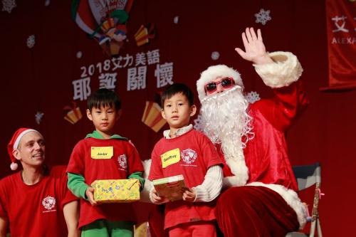 艾力美語耶誕關懷 (262)