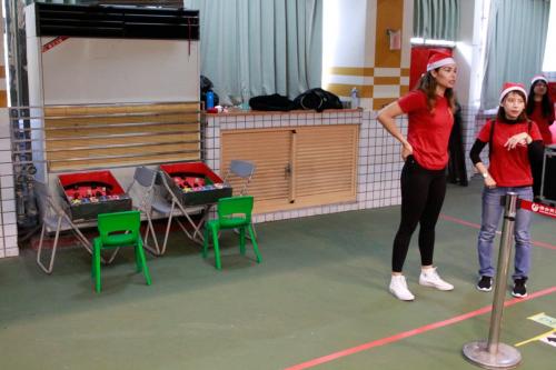 艾力美語耶誕關懷 (310)