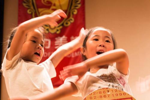 19452761 235360146978101 4300860503426104204 o